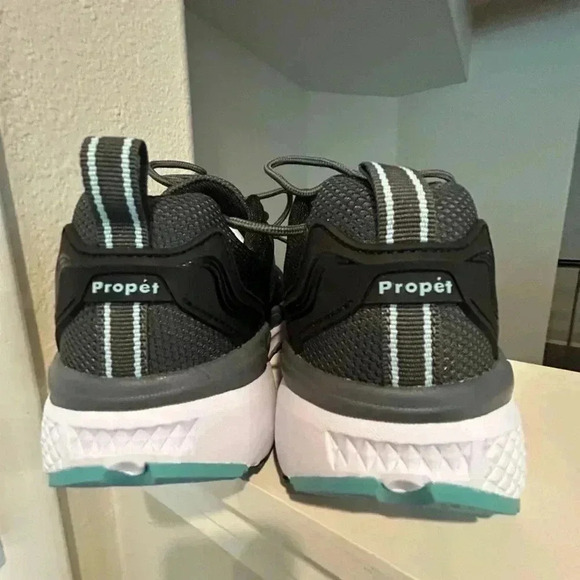 Propet Propet Ultra Women's Sneakers - Grey/Mint, Size 8.5 WAA282M - Picture 7 of 9